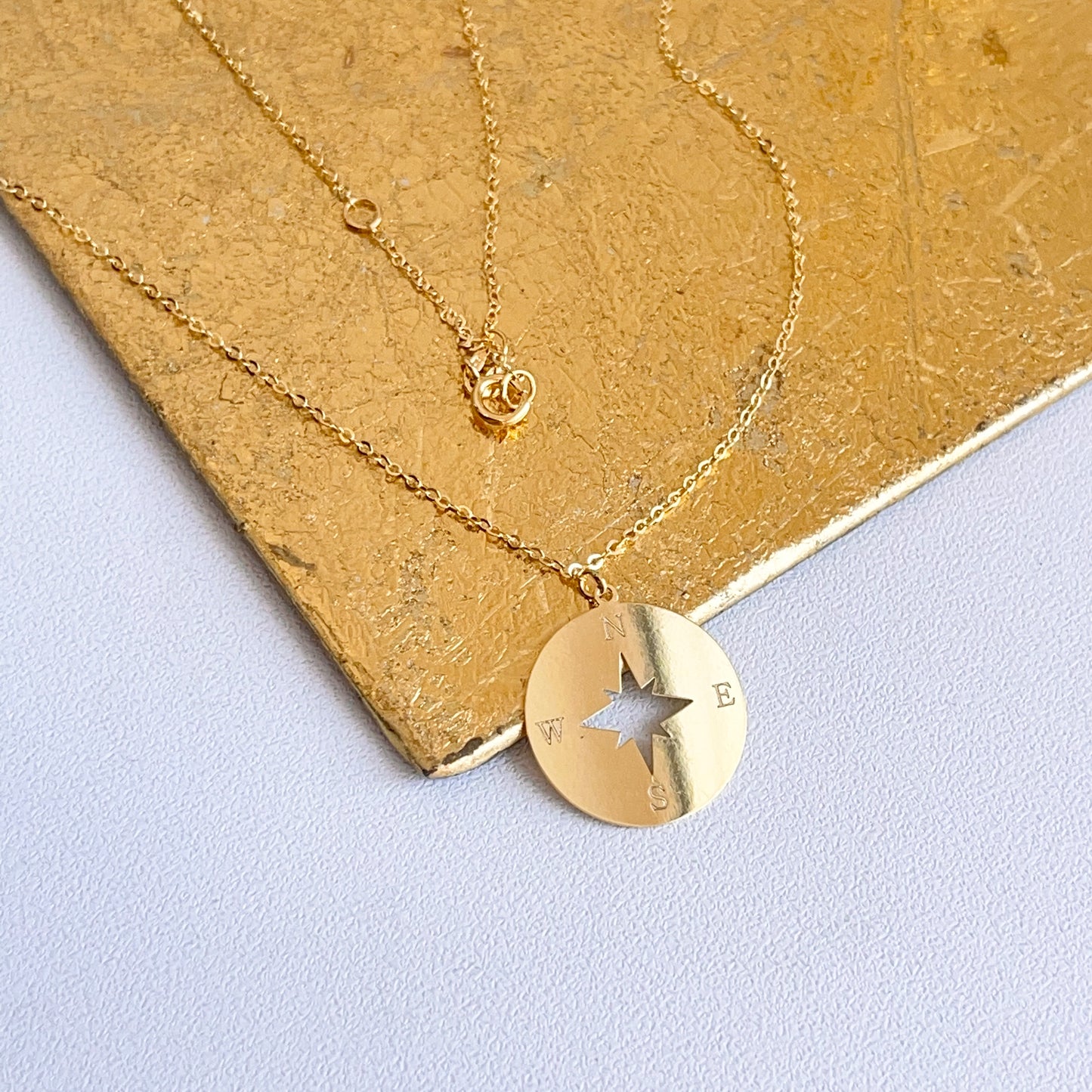 14KT Yellow Gold North Star Compass Disc Pendant Chain Necklace