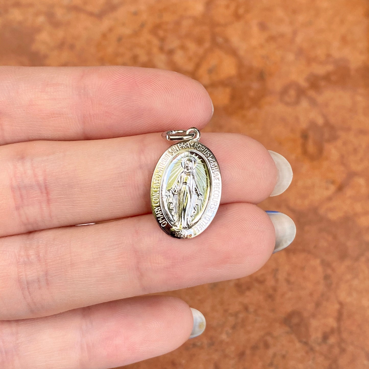 Sterling Silver Polished Oval Miraculous Medal Pendant 24mm, Sterling Silver Polished Oval Miraculous Medal Pendant 24mm - Legacy Saint Jewelry