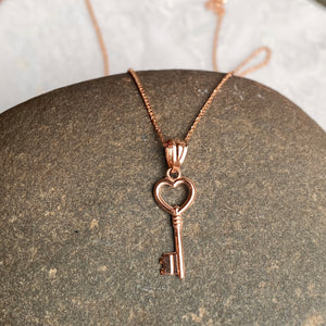 14KT Rose Gold Small Key Heart Pendant Chain Necklace – LSJ