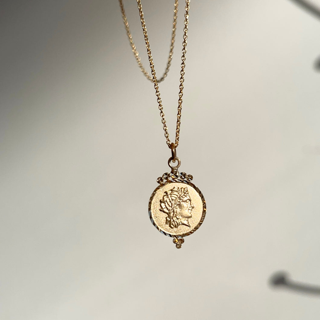 14KT Yellow Gold Satin Roman Coin Disc Pendant Necklace
