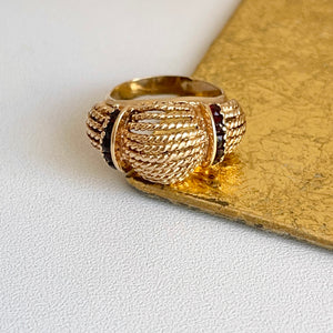 Estate 14KT Yellow Gold Rope Twist Garnet Etruscan Ring
