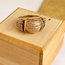 Load image into Gallery viewer, Estate 14KT Yellow Gold Rope Twist Garnet Etruscan Ring