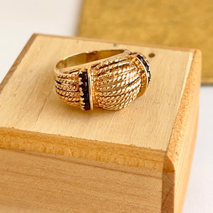 Estate 14KT Yellow Gold Rope Twist Garnet Etruscan Ring