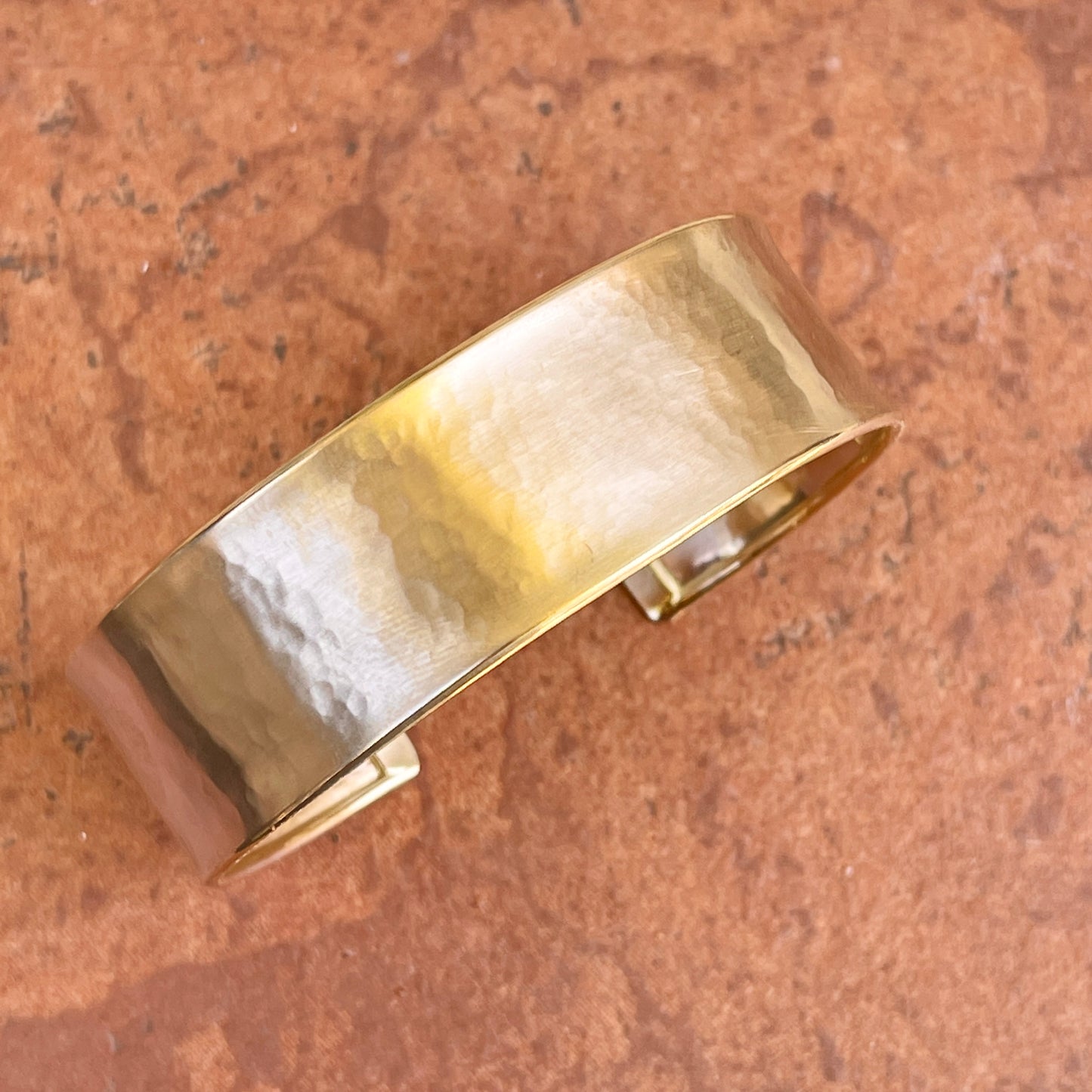 18KT Yellow Gold Hammered Cuff Bracelet 19mm