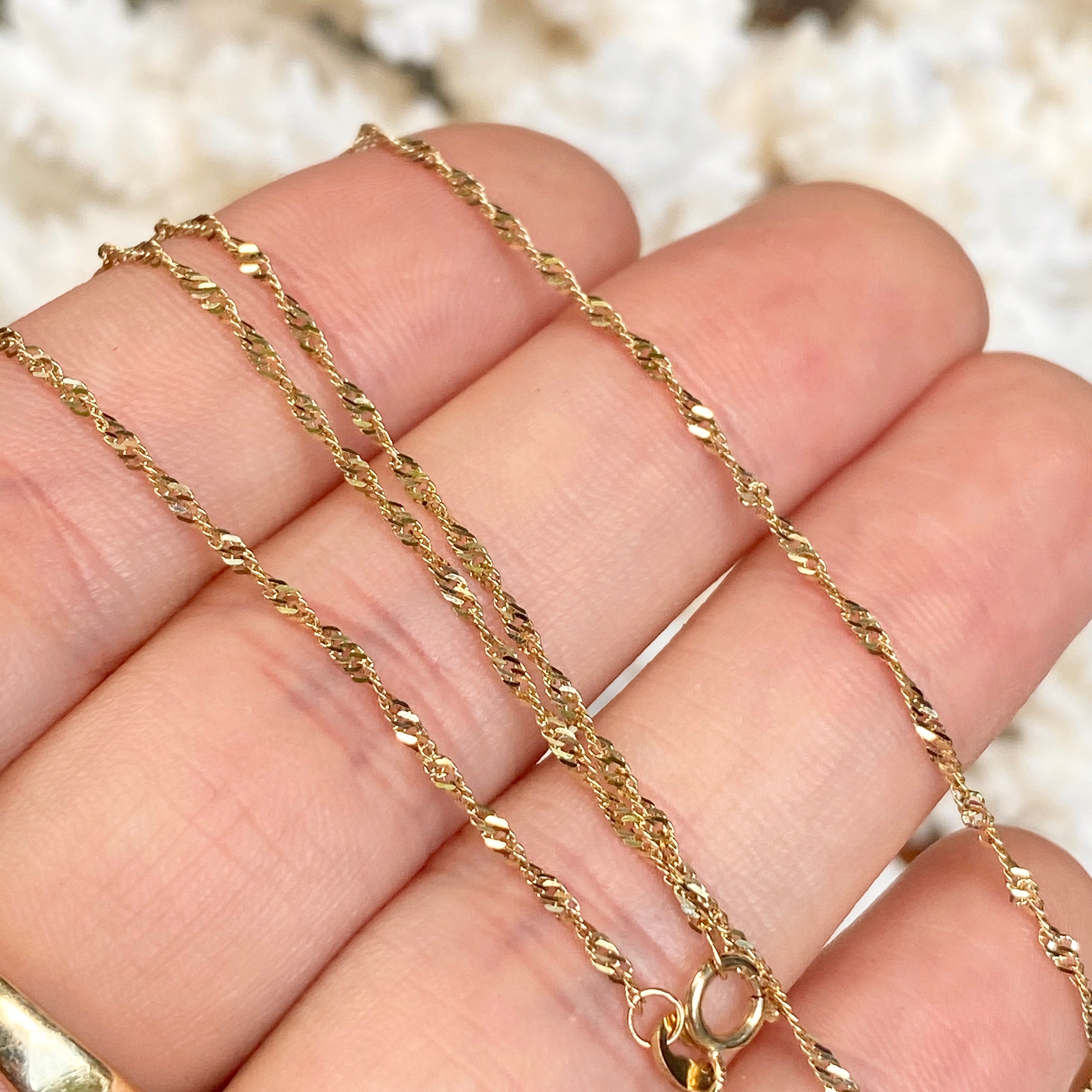 Singapore Chains, Necklaces & Bracelets » Gold & Silver