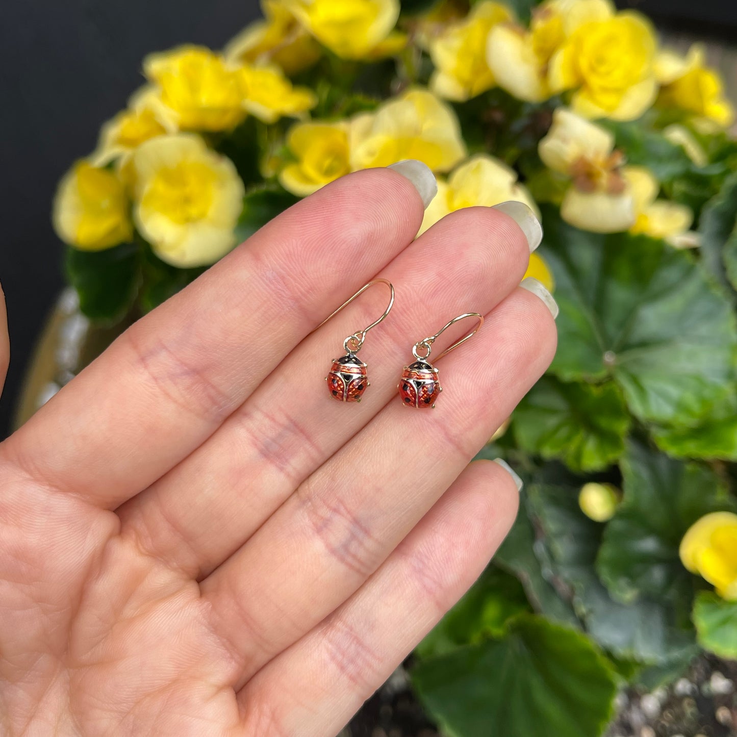 14KT Yellow Gold Mini Red Ladybug Dangle Earrings