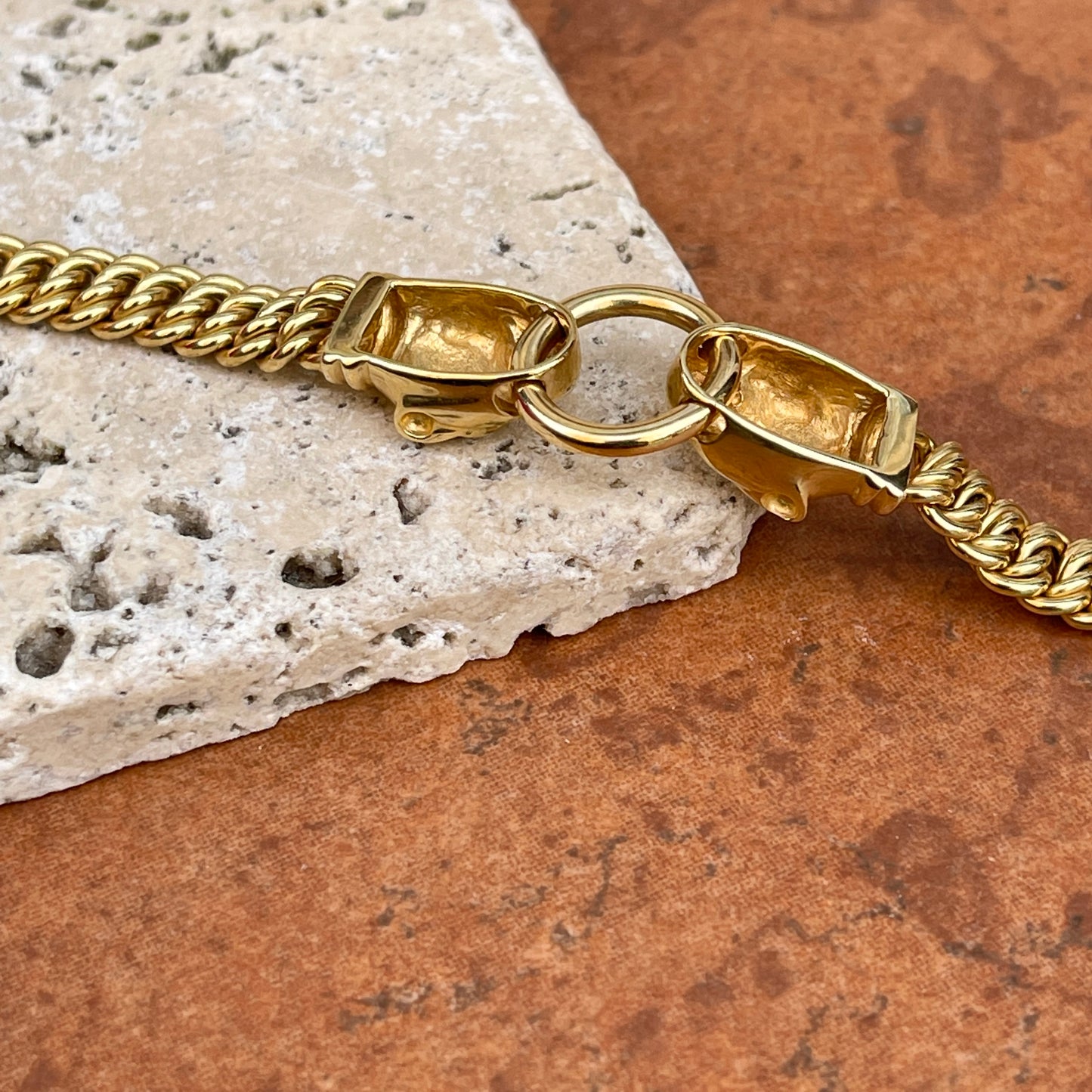 Estate 18KT Yellow Gold Double Panther Head Diamond Cuban Link Bracelet