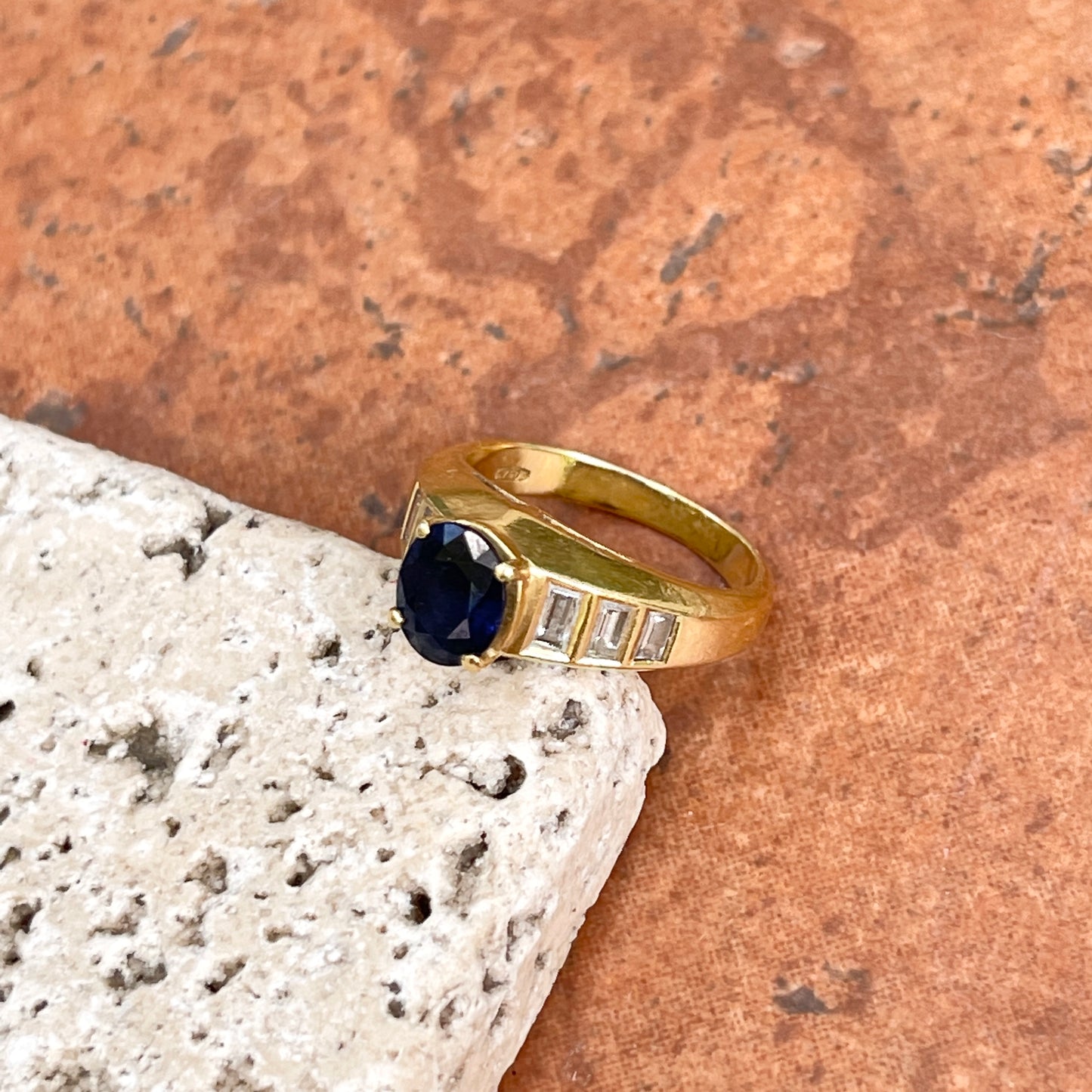 Estate 18KT Yellow Gold Oval 1.28 CT Blue Sapphire + Baguette Diamond Ring