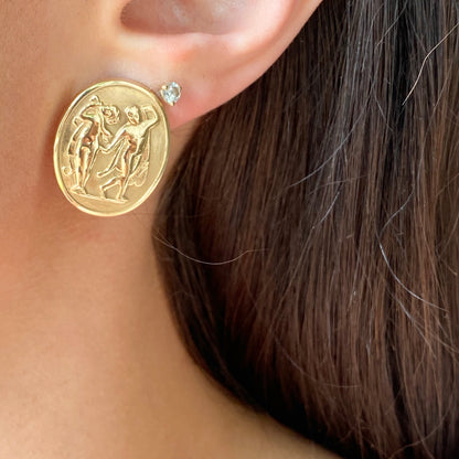 Estate 14KT Yellow Gold Italian Soldier Intaglio Large Oval Omega Back Earrings