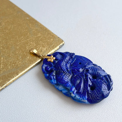 Estate 14KT Yellow Gold Carved Oval Blue Lapis Pendant 55mm