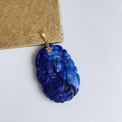 Estate 14KT Yellow Gold Carved Oval Blue Lapis Pendant 55mm