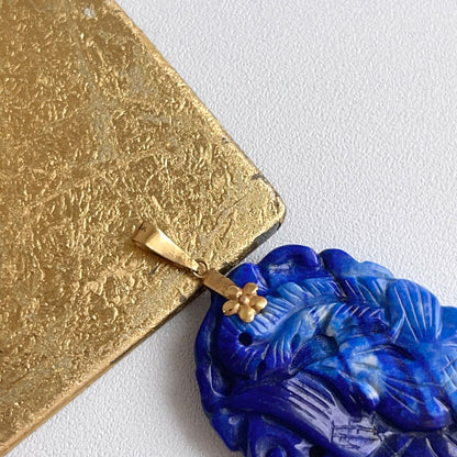 Estate 14KT Yellow Gold Carved Oval Blue Lapis Pendant 55mm