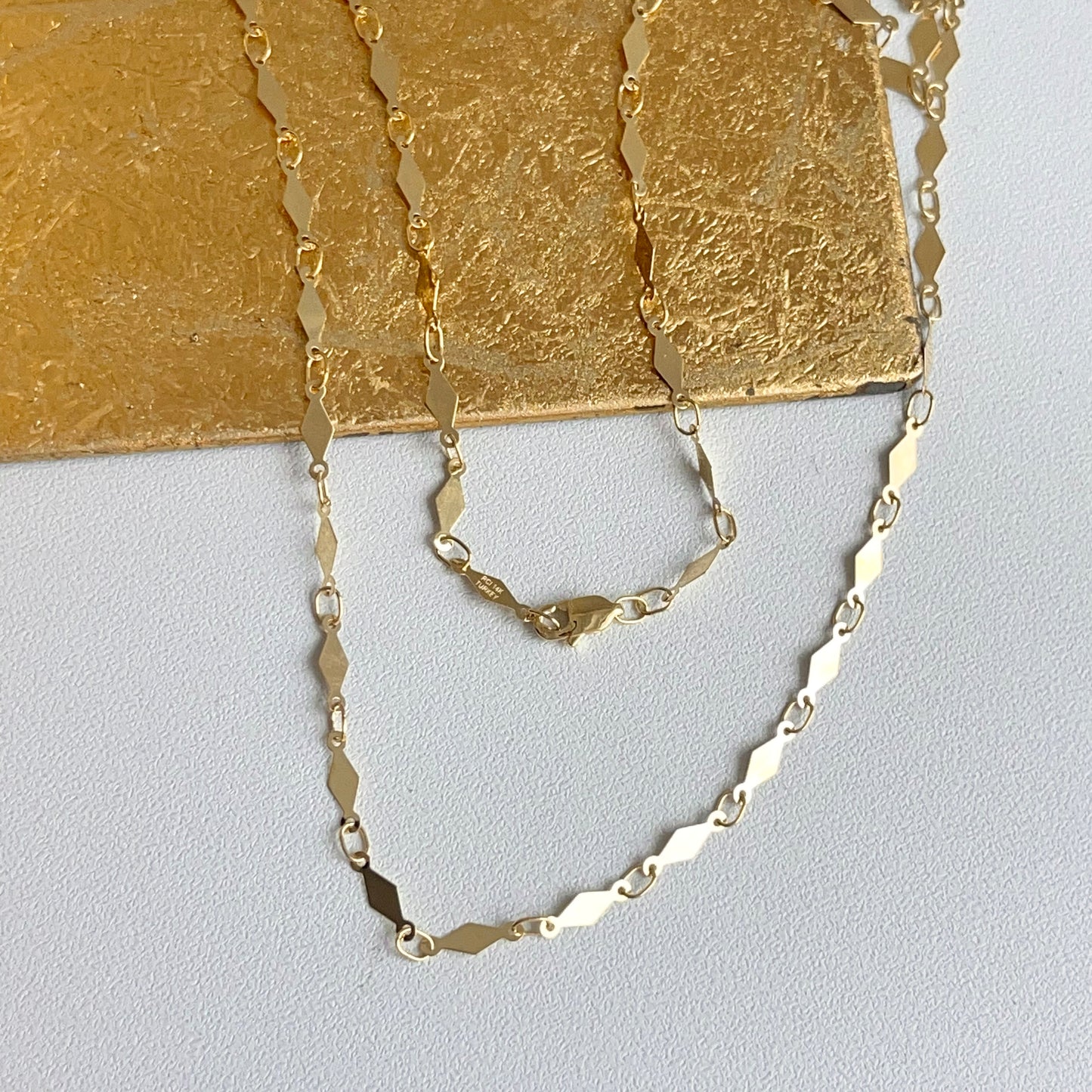 14KT Yellow Gold Diamond-Shape Mirror Link Chain Necklace