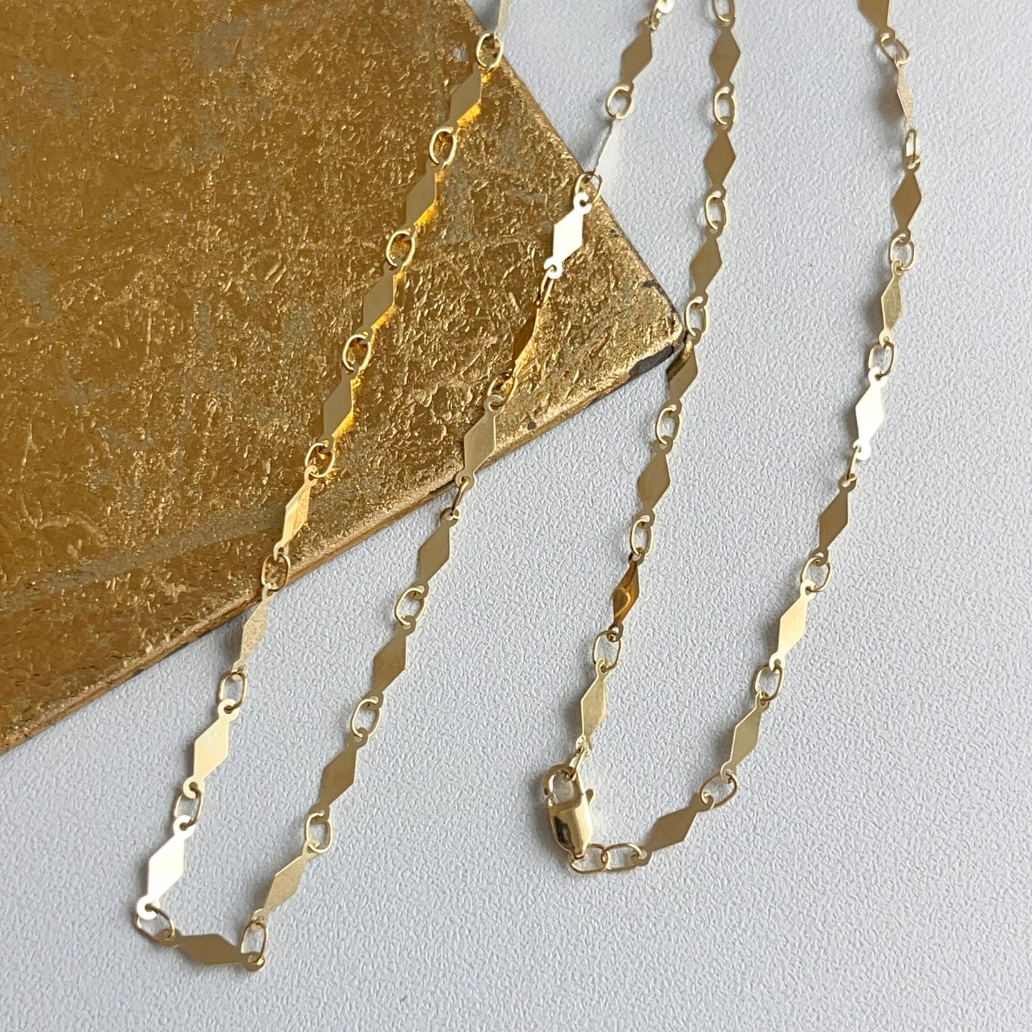 14KT Yellow Gold Diamond-Shape Mirror Link Chain Necklace