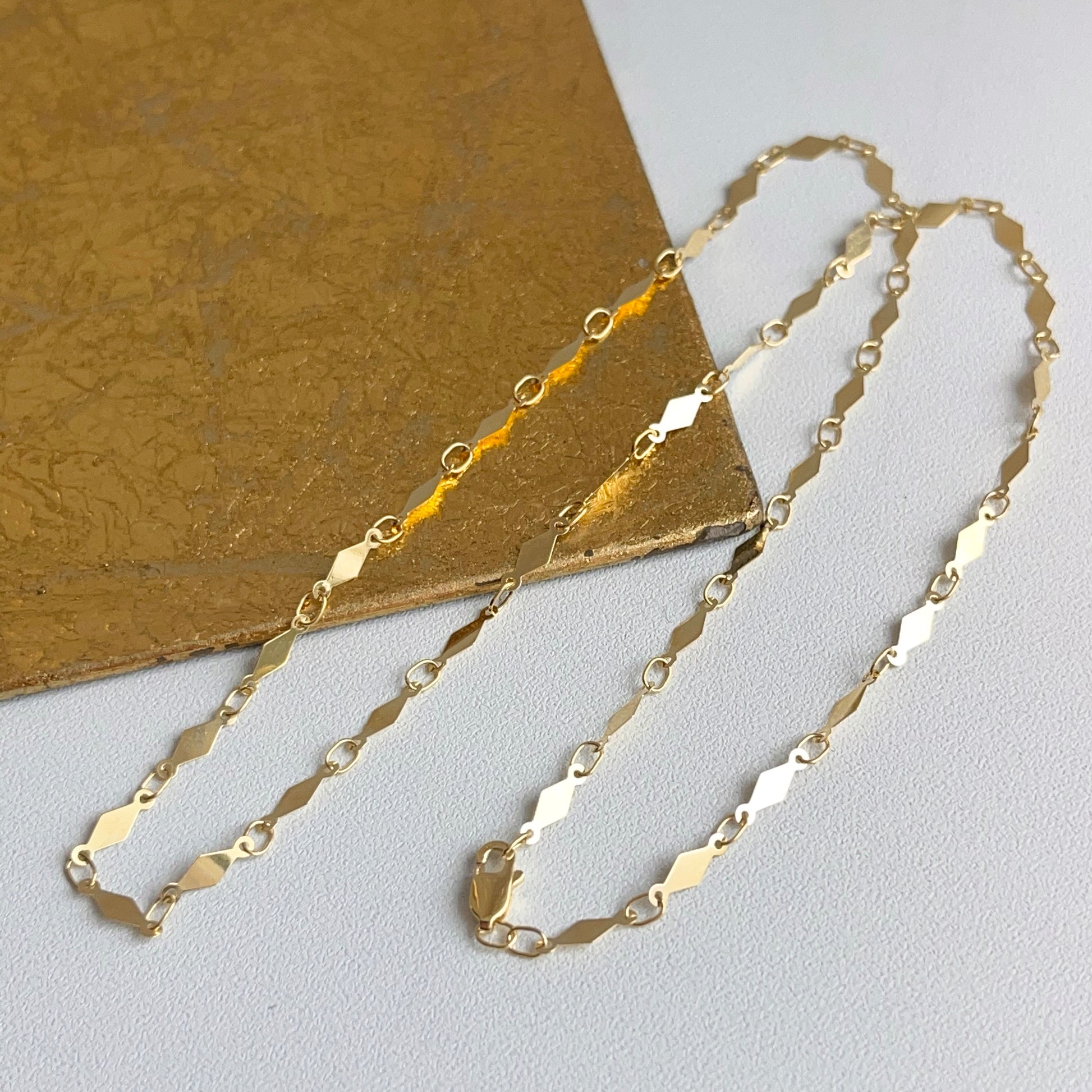 14KT Yellow Gold Diamond-Shape Mirror Link Chain Necklace – LSJ