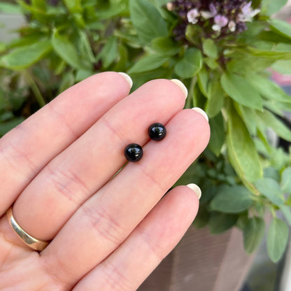 14KT Yellow Gold 6mm Black Onyx Round Ball Stud Earrings