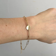 Load image into Gallery viewer, 14KT Yellow Gold Round Disc Paper Clip Chain Bracelet