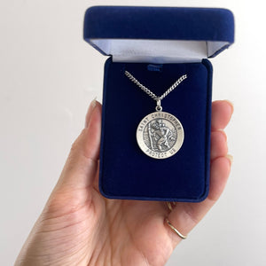 Sterling Silver St Christopher 25mm Medal Chain Necklace