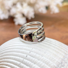 Load image into Gallery viewer, 14KT White Gold Polished 4-Bar Cigar Band Ring