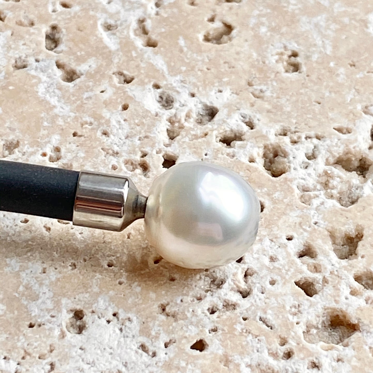 18KT White Gold Paspaley South Sea Pearl Pendant Swap 11mm "Fine", 18KT White Gold Paspaley South Sea Pearl Pendant Swap 11mm "Fine" - Legacy Saint Jewelry