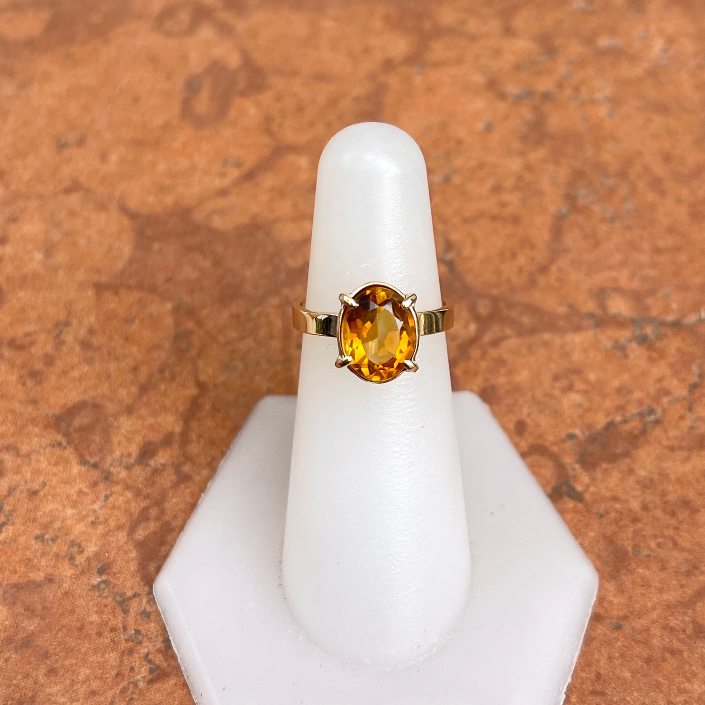 Estate 14KT Yellow Gold Oval 1.25 CT Orange Garnet Ring