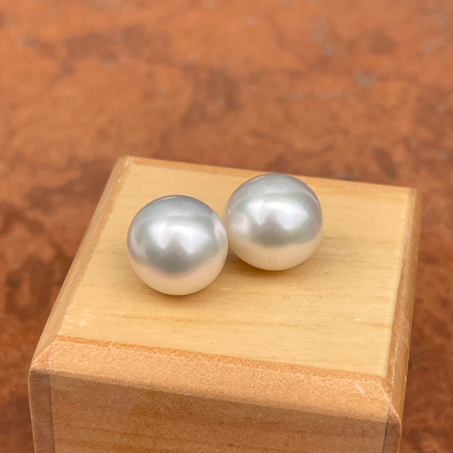 Genuine Paspaley South Sea Loose Pearl Pair "Fine" Quality 12mm