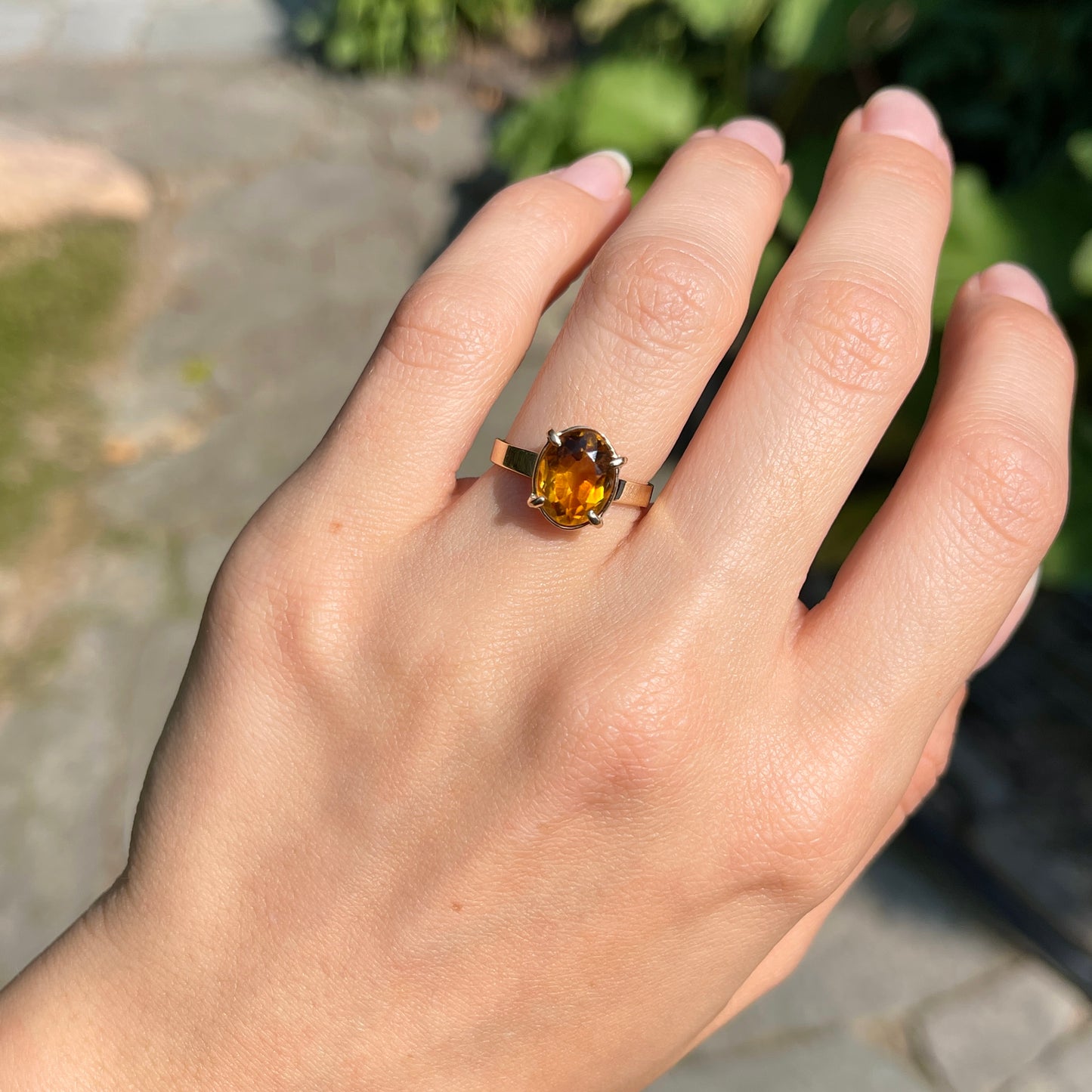 Estate 14KT Yellow Gold Oval 1.25 CT Orange Garnet Ring