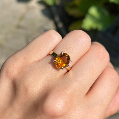 Estate 14KT Yellow Gold Oval 1.25 CT Orange Garnet Ring