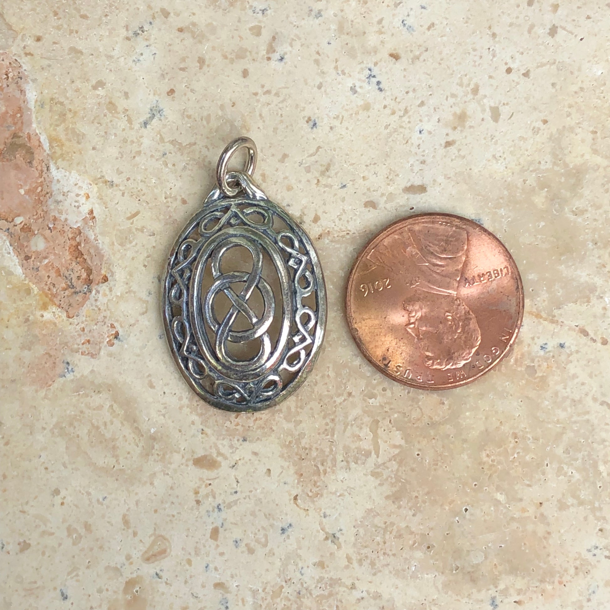 Sterling Silver Oval Knot Celtic Charm, Sterling Silver Oval Knot Celtic Charm - Legacy Saint Jewelry