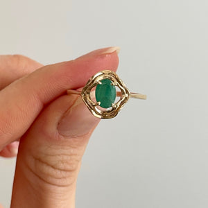 Estate 10KT Yellow Gold Mid-Century Oval .75 CT Emerald Ring