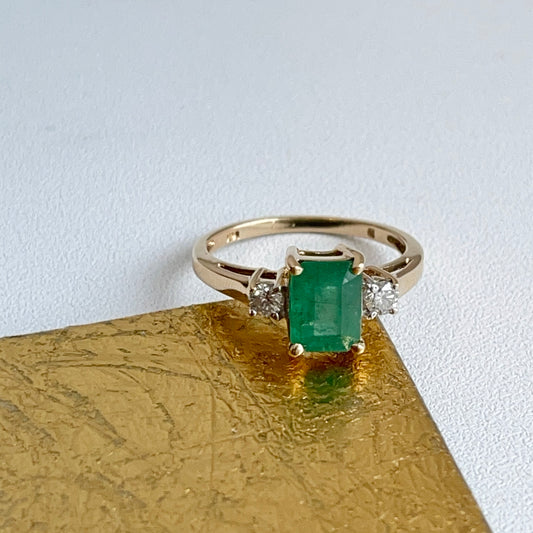 Estate 14KT Yellow Gold 1.50 CT Emerald-Cut Emerald + Diamond Accent Ring