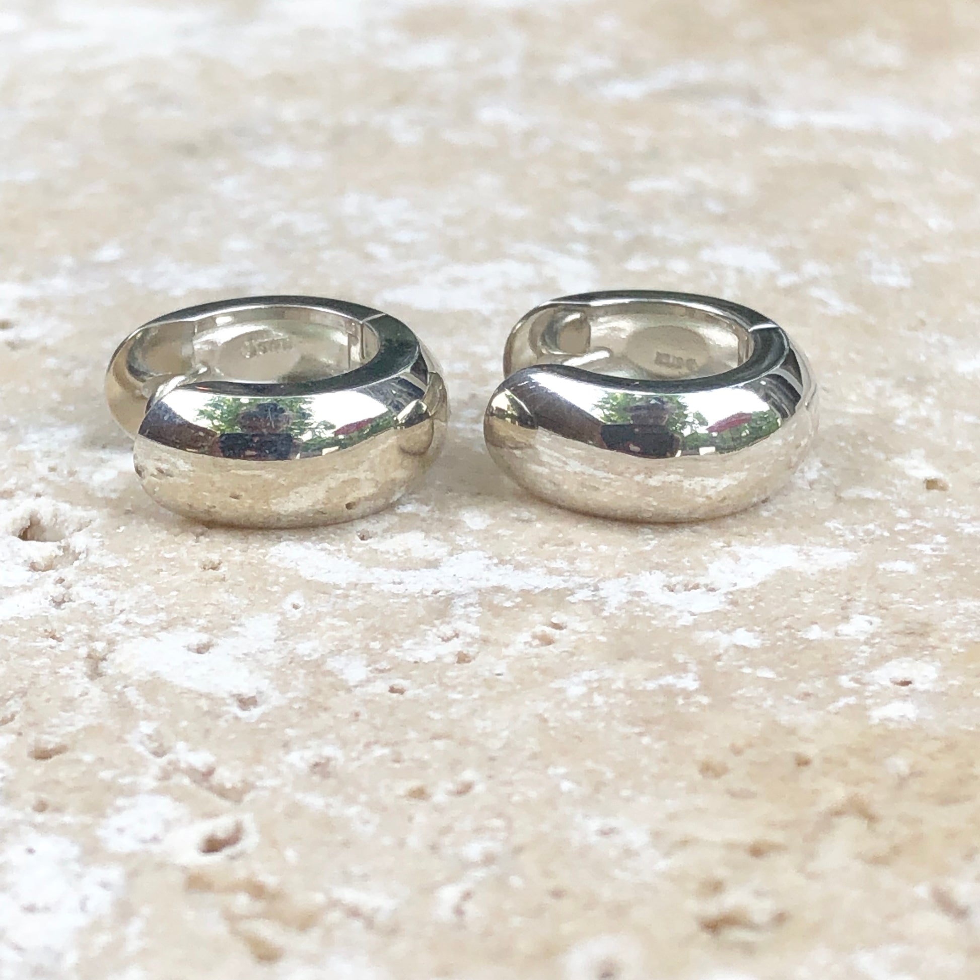 Sterling Silver Polished Hinged Huggie Hoop Earrings, Sterling Silver Polished Hinged Huggie Hoop Earrings - Legacy Saint Jewelry