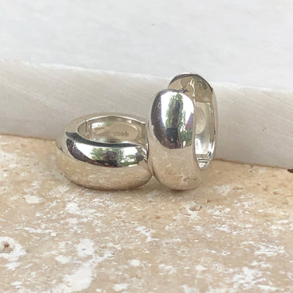 Sterling Silver Polished Hinged Huggie Hoop Earrings, Sterling Silver Polished Hinged Huggie Hoop Earrings - Legacy Saint Jewelry