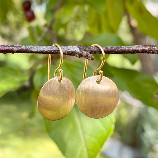 14KT Yellow Gold Brushed Matte Round Disc Dangle Earrings