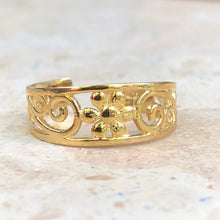 Load image into Gallery viewer, 14KT Yellow Gold Floral Filigree Toe Ring, 14KT Yellow Gold Floral Filigree Toe Ring - Legacy Saint Jewelry
