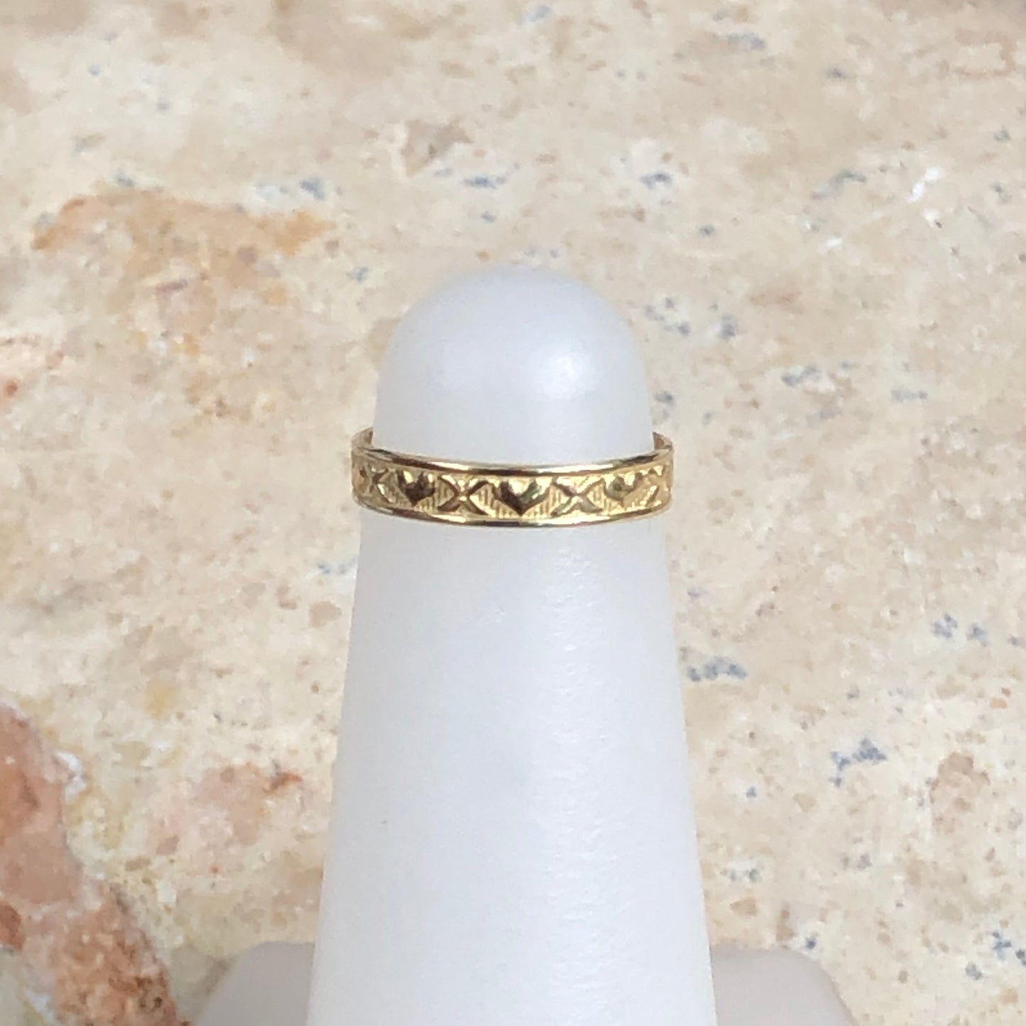 14KT Yellow Gold Patterned Hearts Toe Ring, 14KT Yellow Gold Patterned Hearts Toe Ring - Legacy Saint Jewelry