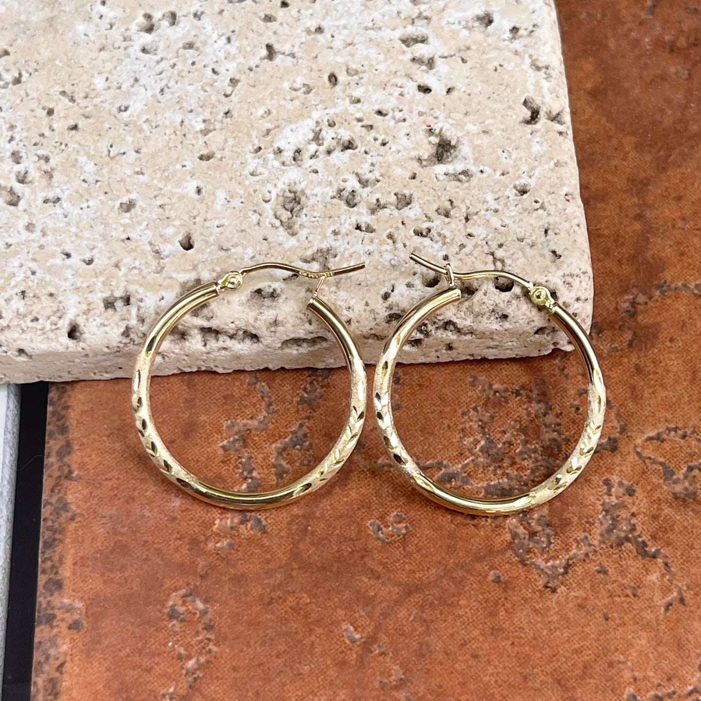 14KT Yellow Gold 2mm Tube Diamond-Cut + Shiny Hoop Earrings 25mm