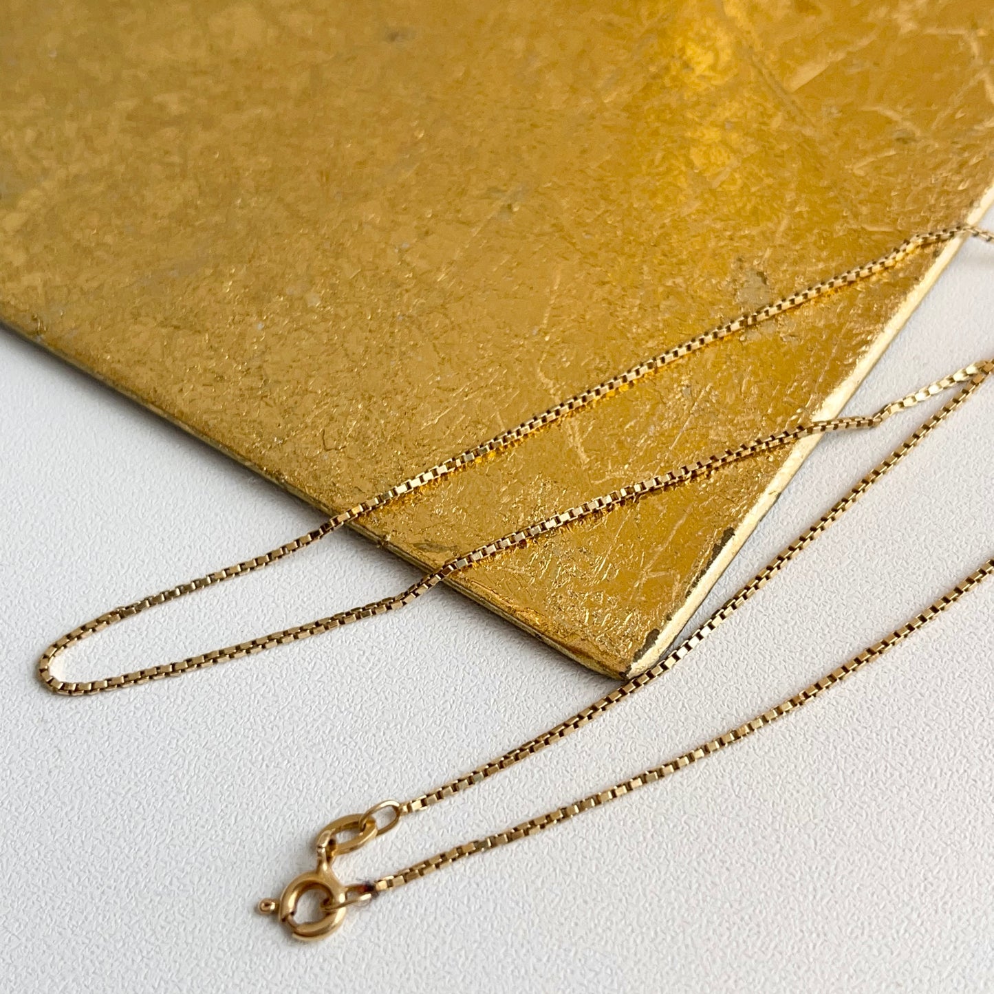 Estate 14KT Yellow Gold 1.1mm Box Chain Necklace 15.5"