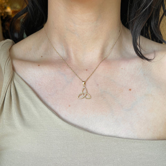 14KT Yellow Gold Diamond-Cut Celtic Trinity Triangle Pendant Charm