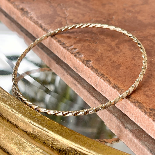 14KT Yellow Gold Twisted 2.5mm Slip On Bangle Bracelet