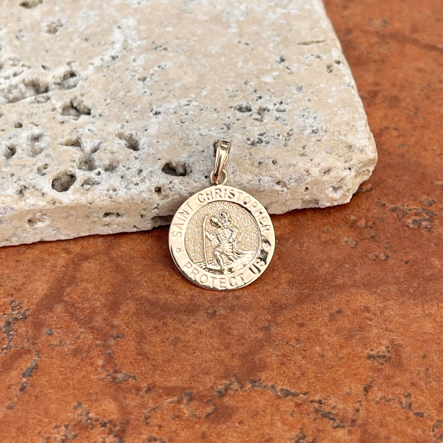 14KT Yellow Gold Saint Christopher Round Medal Pendant 17.5mm