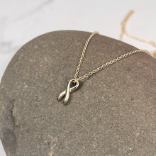 Load image into Gallery viewer, 14KT Yellow Gold Cancer Awareness Ribbon Pendant Chain Necklace