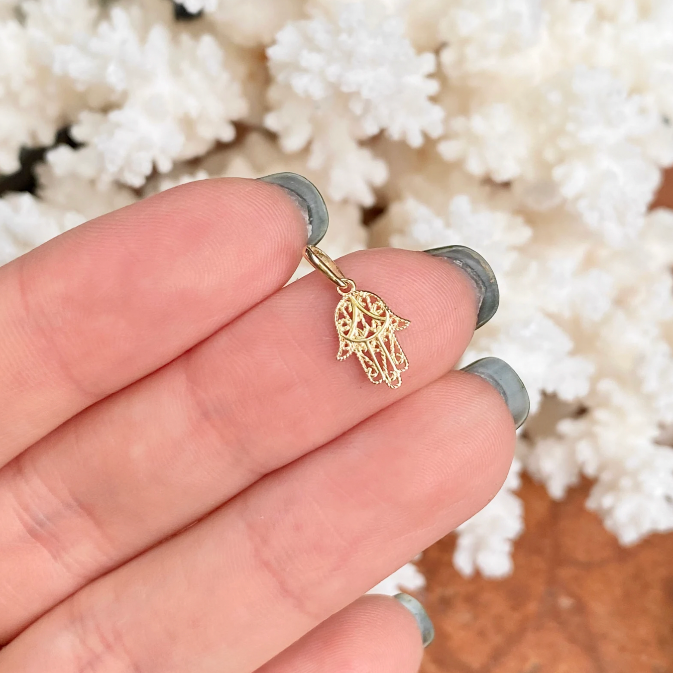 14KT Yellow Gold Filigree Hamsa Mini Pendant Charm