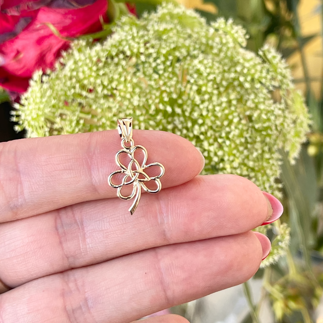 14KT Yellow Gold 3-Leaf Clover trinity Knot Pendant Charm