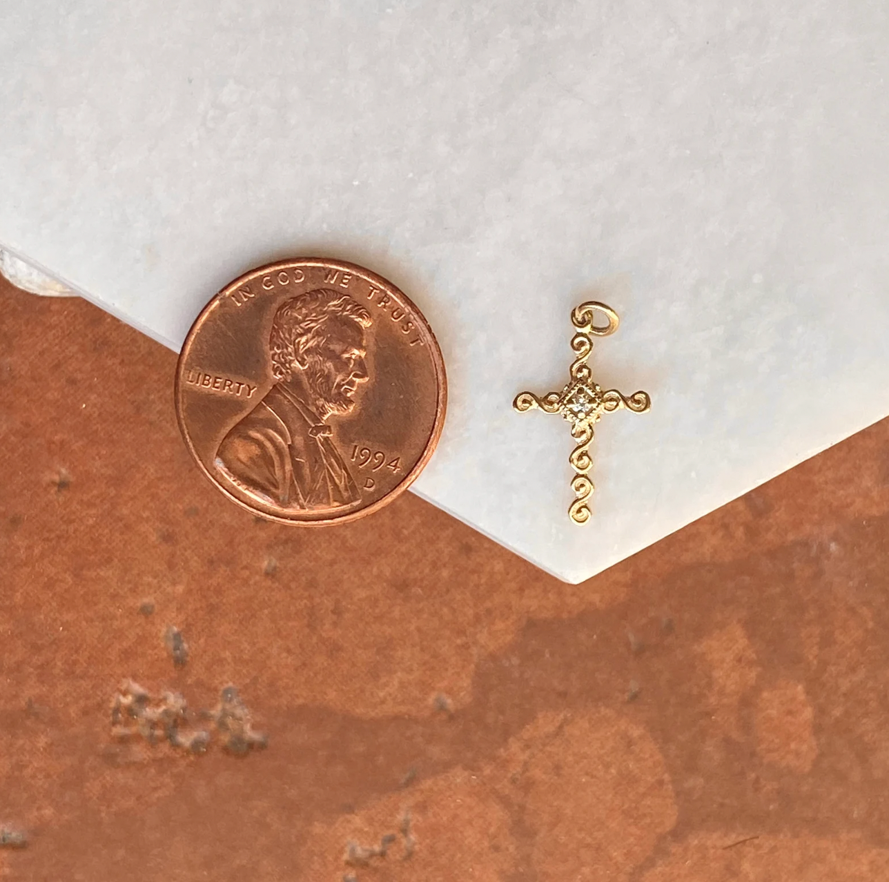 14KT Yellow Gold .01 CT Diamond Swirl Cross Pendant Charm