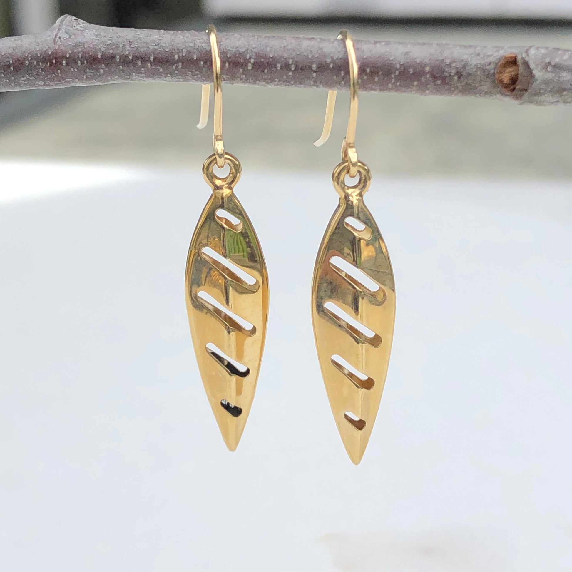 14KT Yellow Gold Teardrop Cut Out Design Earrings, 14KT Yellow Gold Teardrop Cut Out Design Earrings - Legacy Saint Jewelry